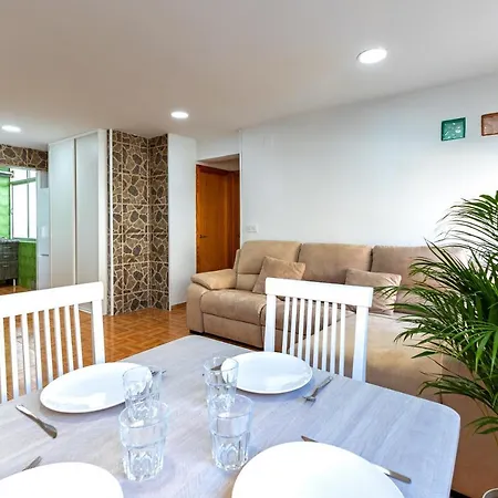 Charming 2 Bedroom At Triana Center By Oui * Sevilla