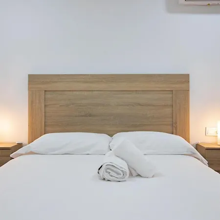 Charming 2 Bedroom At Triana Center By Oui Sevilla