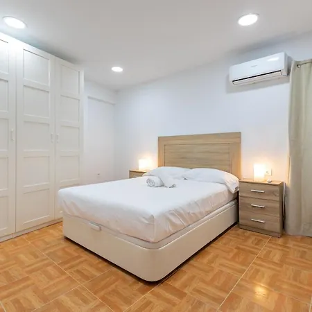 Charming 2 Bedroom At Triana Center By Oui Apartamento Sevilla